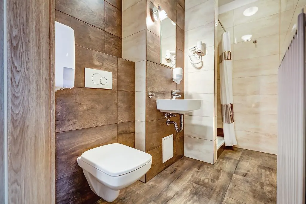 ורשה Smart2Stay Pod Lipami 2*,